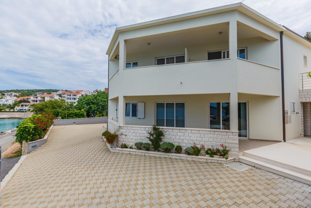 Apartments Rogulj Rogoznica  Exteriör bild
